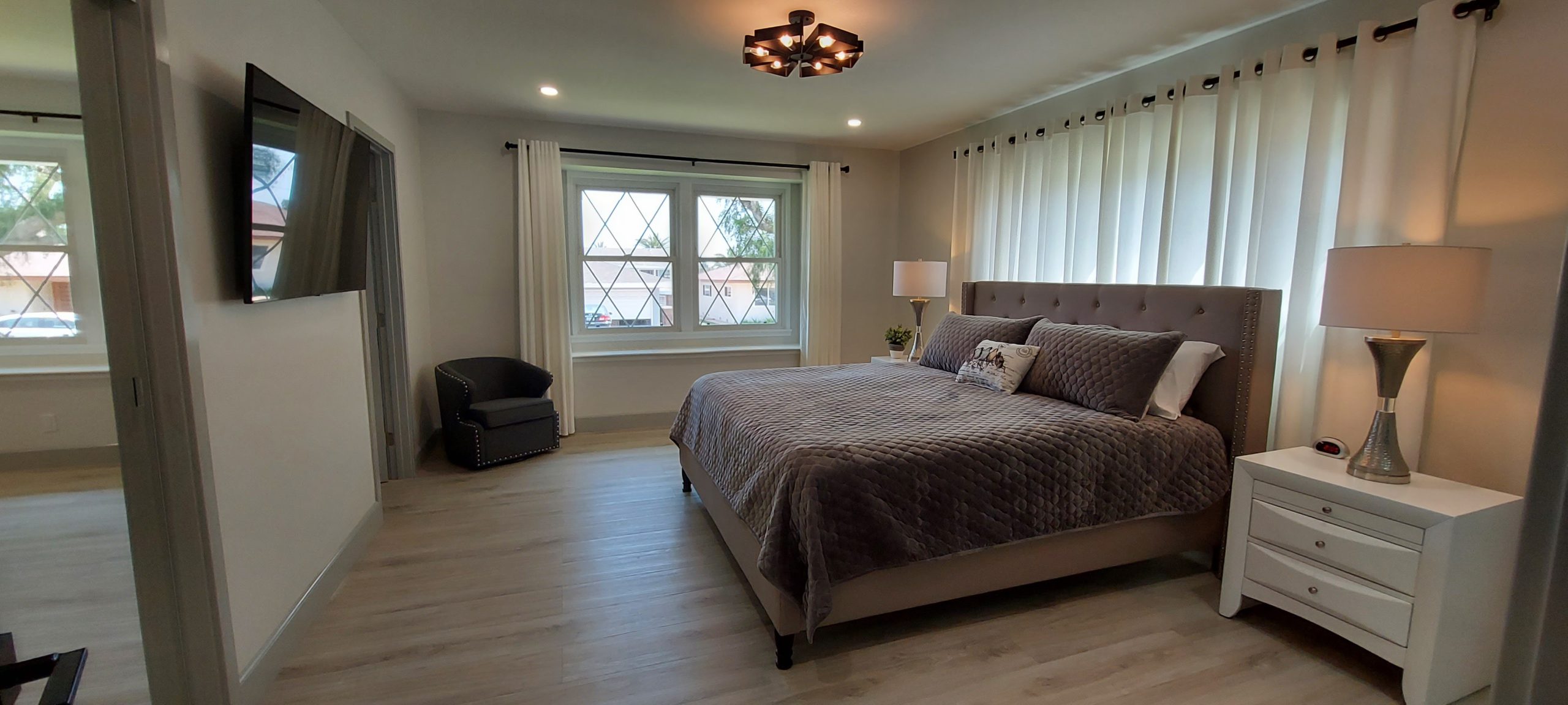The Oasis in Camarillo - Master Bedroom